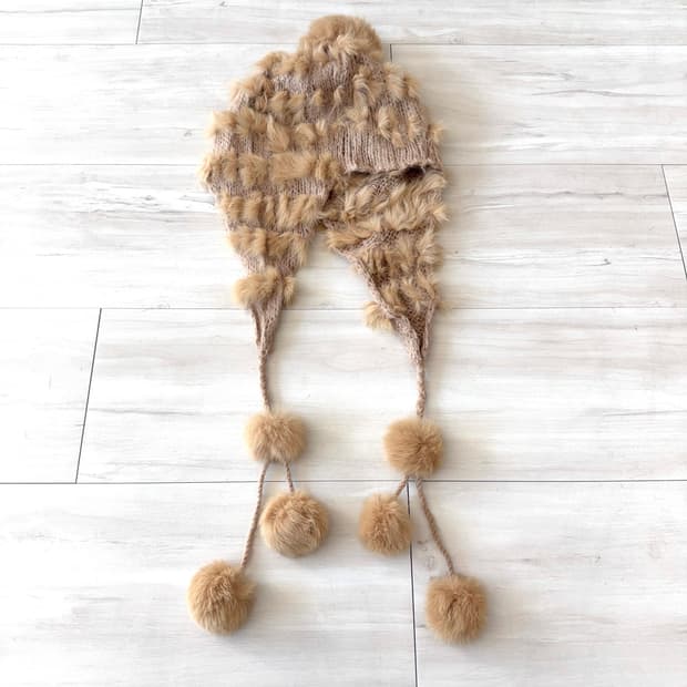 Fairy beige rabbit fur point beanie