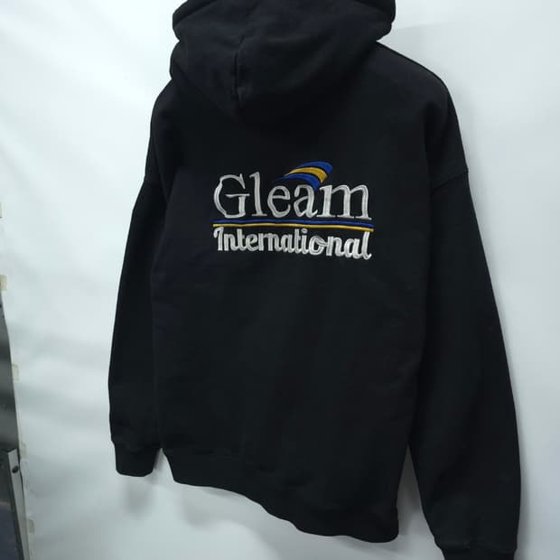 무신사 소버먼트 남여공용 인비저블 글림 자수 후드티