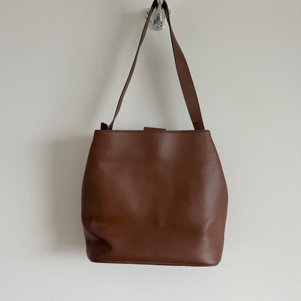 로서울(ROH) 레더 호보 숄더백