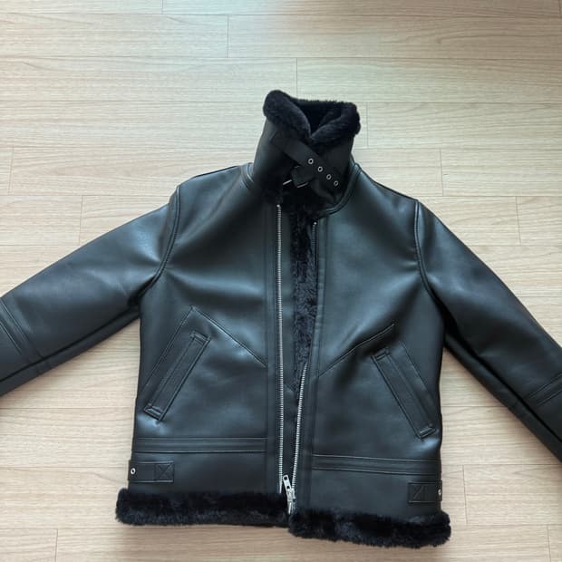 도프제이슨 무스탕 새상품급