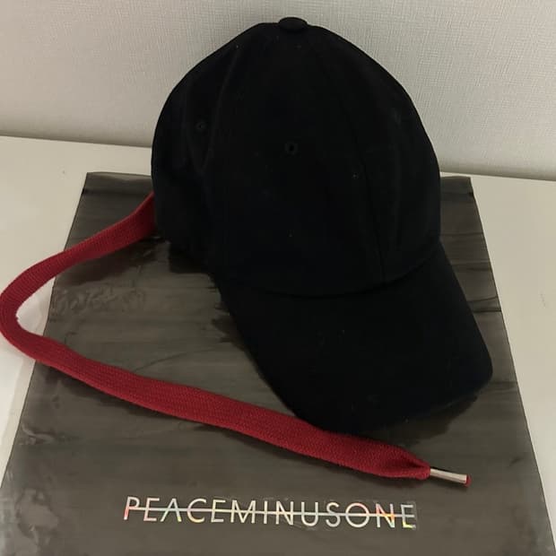 피마원 피스마이너스원 GD 초판 볼캡 슈레이스