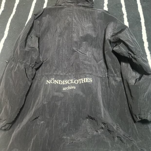 논디스클로즈 아카이브 레인코트