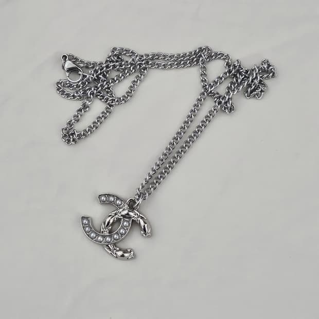 샤넬 퀄팅 진주 빈티지 업사이클링 목걸이