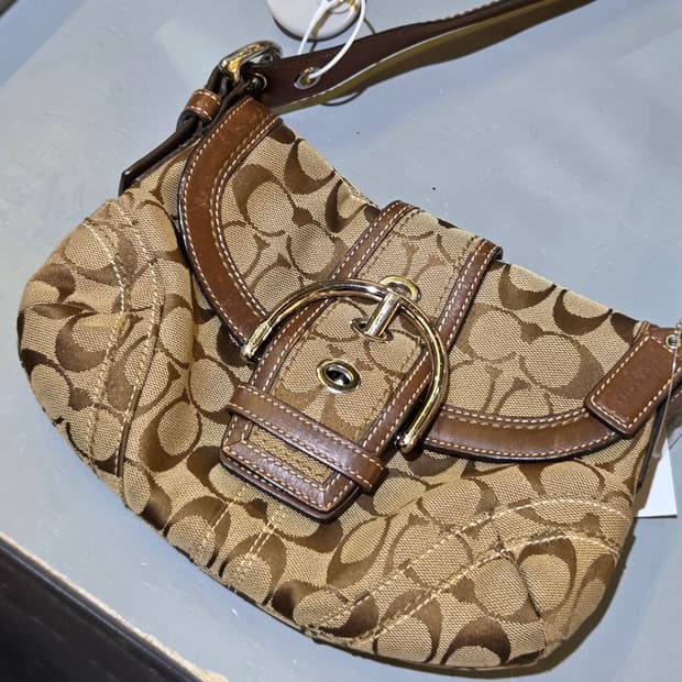 Coach 코치 패턴 브라운 버클백 호보백