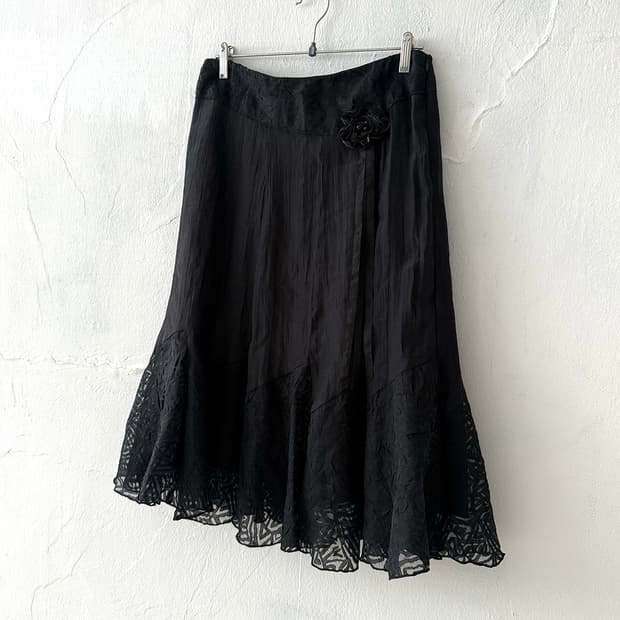 Black Flower Corsage Detail Long Skirt