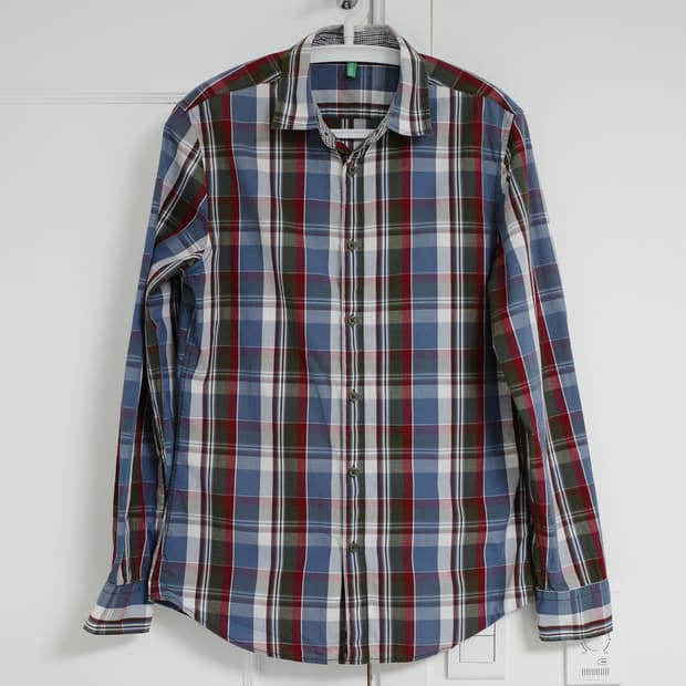 베네통 체크셔츠 판매합니다