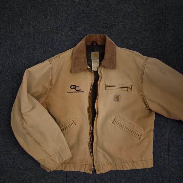 칼하트 디트로이트 자켓