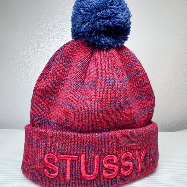 스투시 마블 폼폼 비니 레드 블루