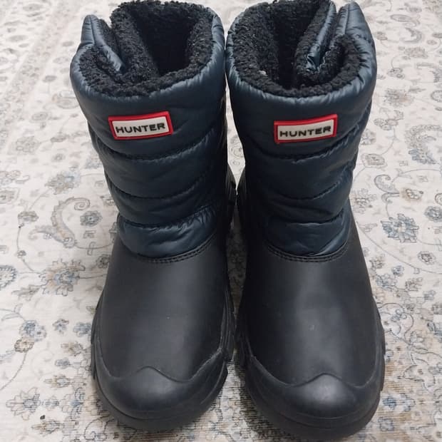 헌터 패딩 숏 부츠 블랙 UK1