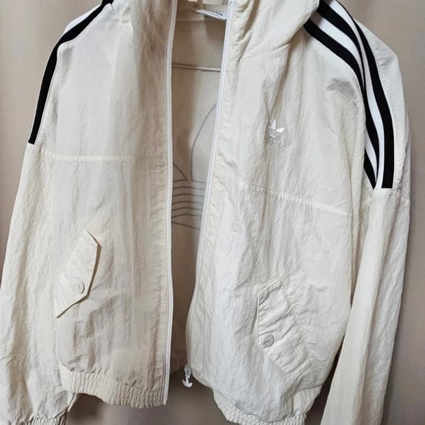 아디다스 우븐 후디 바람막이 xs/파이어버드 윈드브레이커