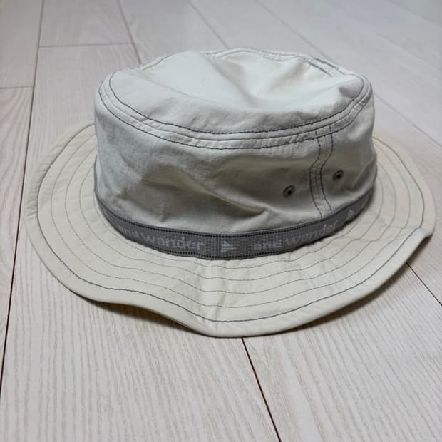 앤드원더 and wander 버킷햇