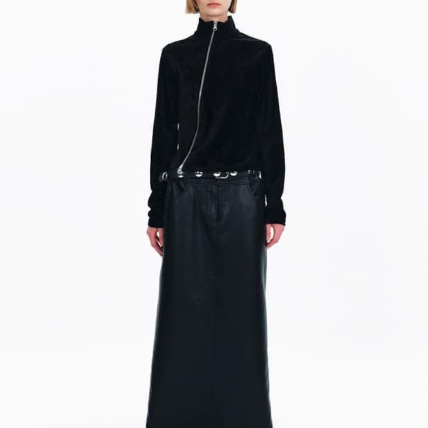 윤세 Velvet Oblique Zip-Up (Black)