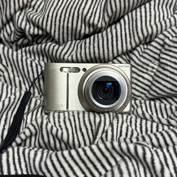 Ricoh cx4