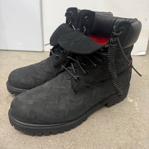 Timberland x Supreme Diamond Plate 부츠
