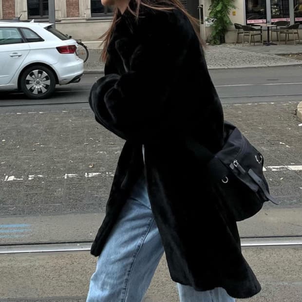 (OLSSEN) BLACK FUR COAT 올슨 퍼 코트