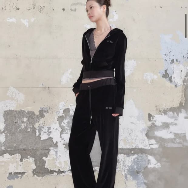 애즈온 COCO VELVET TRAINING PANTS / BLACK