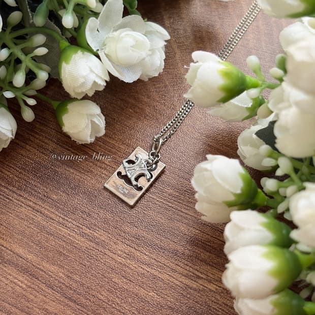 셀린느 댕글 트리옹프 스퀘어 실버 목걸이