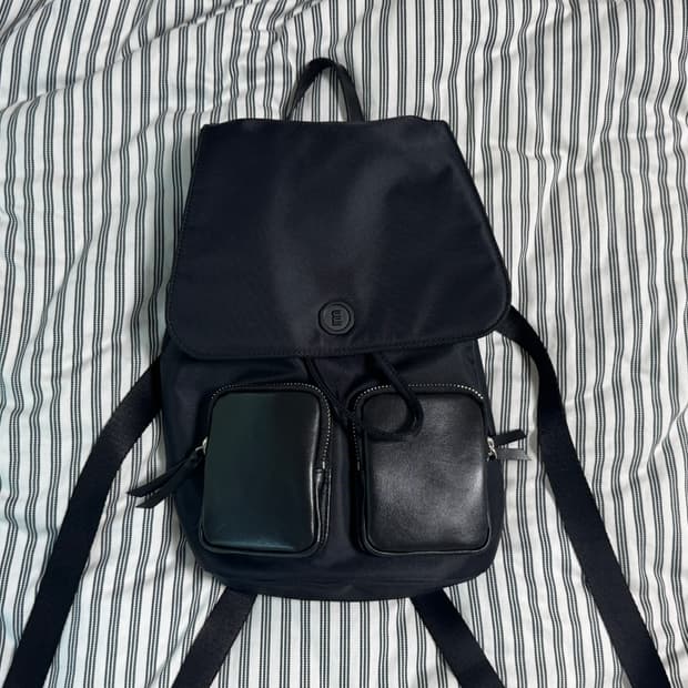 미닛뮤트 클로 백팩 블랙