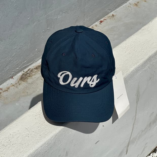 (새상품) 프라이빗 네이버스 ours 네이비 볼캡 모자