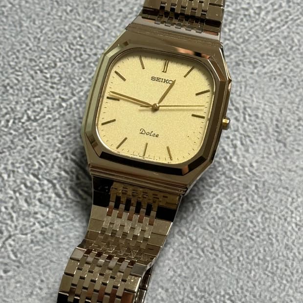 세이코 Seiko Dolce 텅스텐 카바이드 샴페인