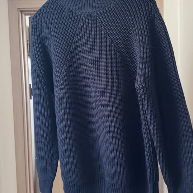 바토너 모크넥 시그니처 스웨터