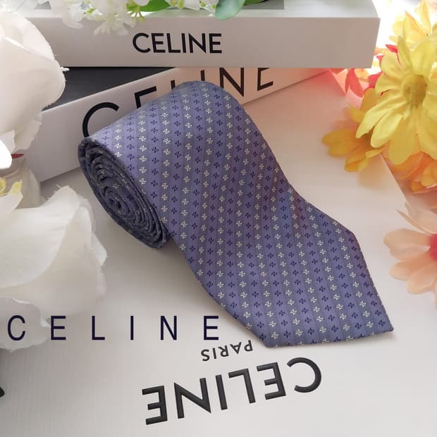 셀린느 실크 트리오페 로고 패턴 넥타이 8.6cm A+등급 K1721
