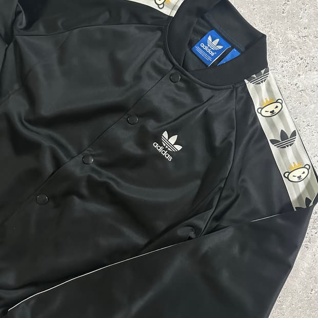 adidas 니고 베어 바시티 블랙 트랙탑