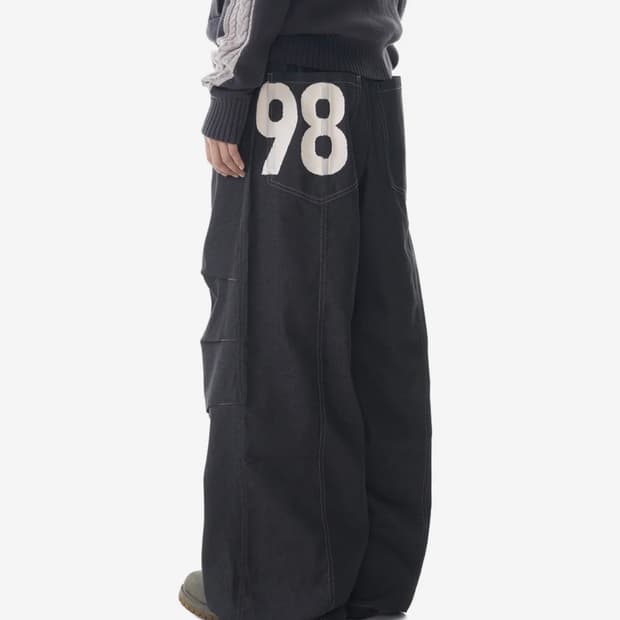 aakam 98 printed knee pintuck denim pant