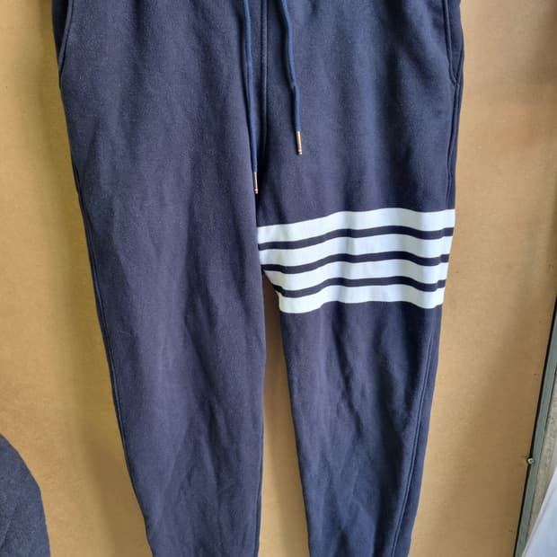 톰브라운 남성 조거팬츠 