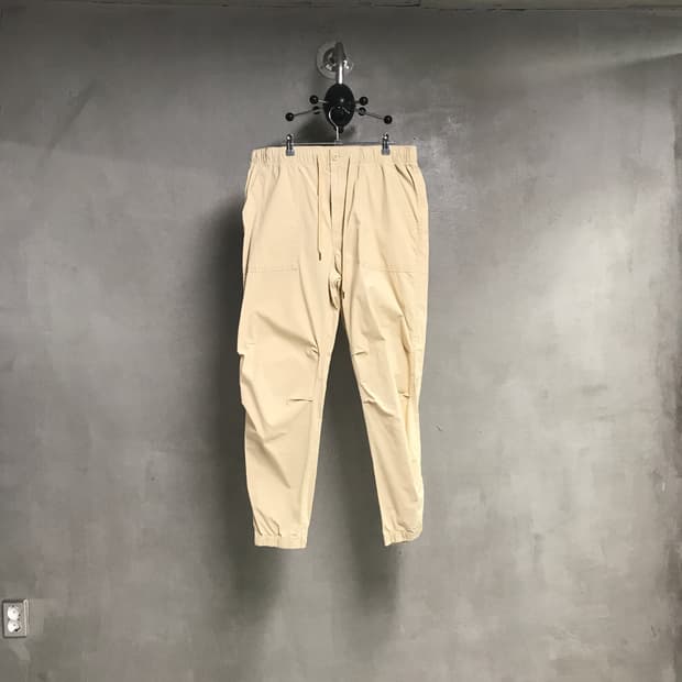 폴로 랄프로렌 나일론 조거 팬츠 베이지 XL