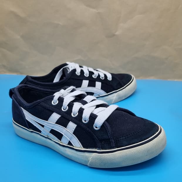 아식스 트로노 여성스니커즈230