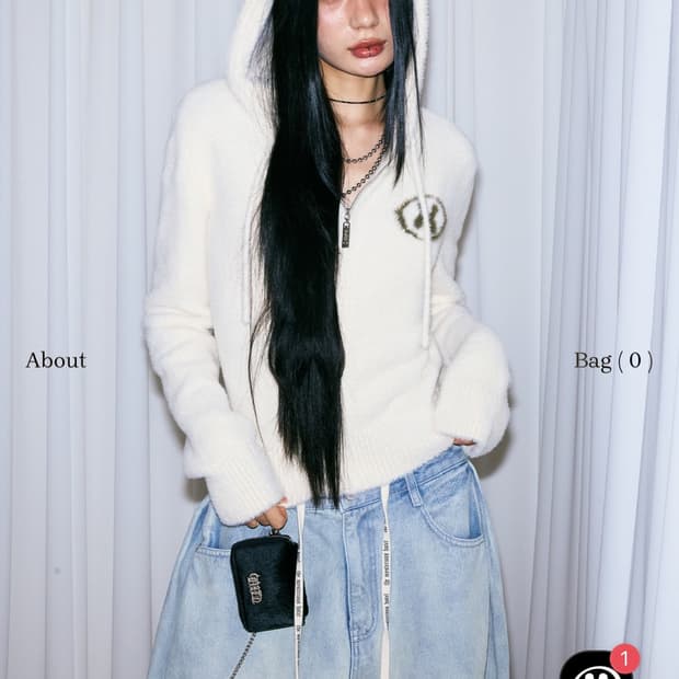 더미스테리어스호텔 퍼 니트 집업