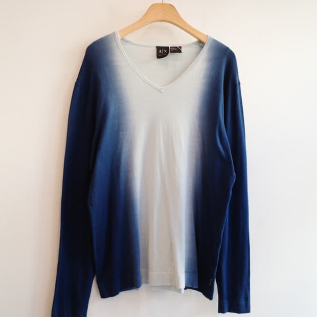 ARMANI EXCHANGE 아르마니 그라데이션 니트