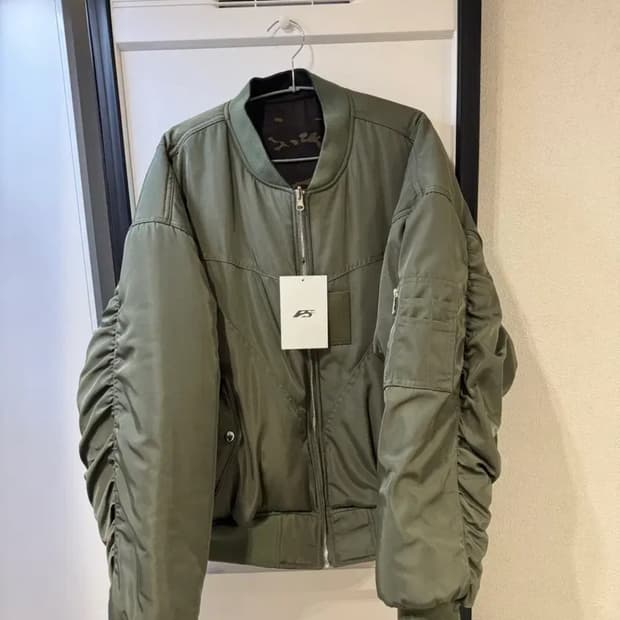 포스센스티브 리버시블 봄버마원 카키색 2사이즈