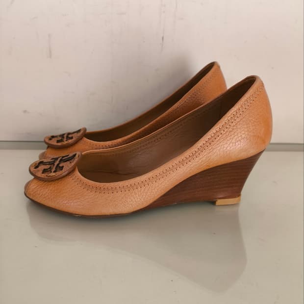 6.5 235mm 토리버치 웨지힐 