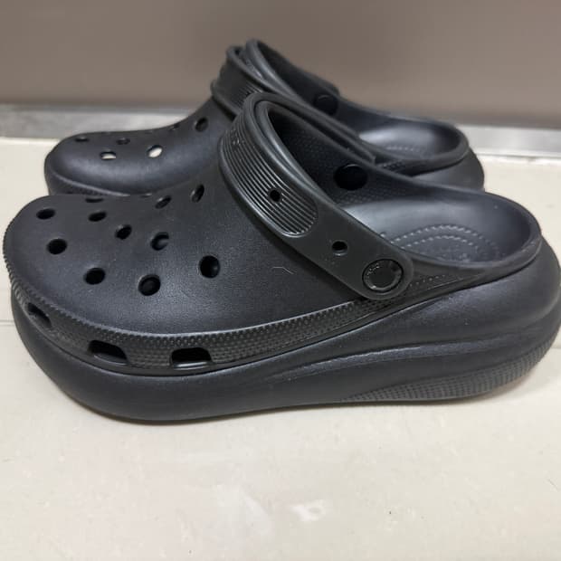M6/W8 크록스 클래식 크러쉬 클로그 블랙 250