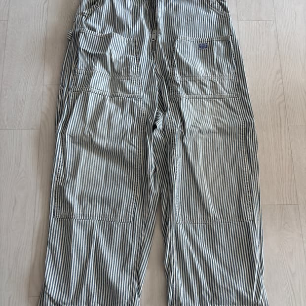 캐피탈 히코리 더블니 4