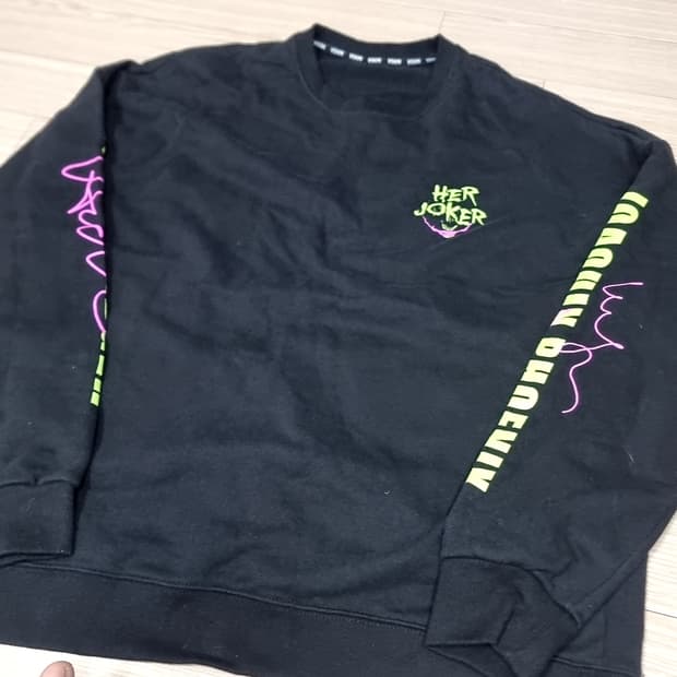 비젼컴페니 JOKER 블랙 맨투맨(105~)