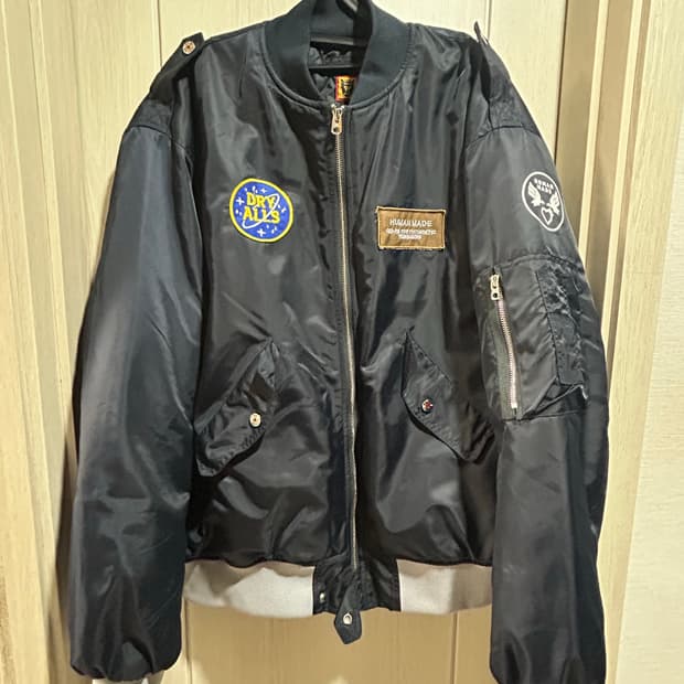 휴먼메이드 봄버