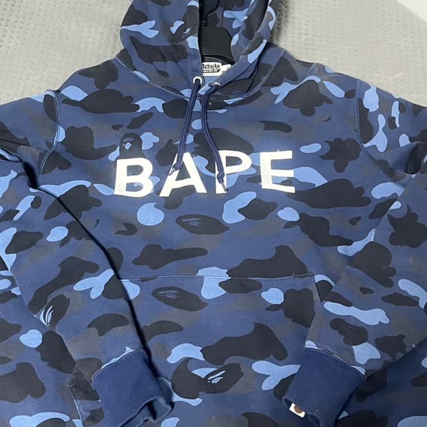 베이프 청계 퍼스트 카모 후드티