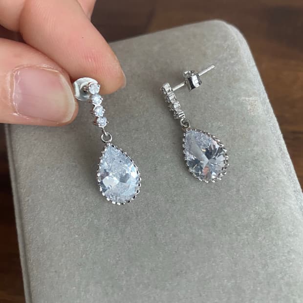 물방울 큐빅 악세서리 귀걸이
