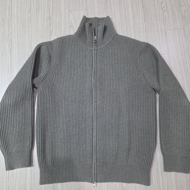 인더로우 풀집업 니트 카키 3사이즈