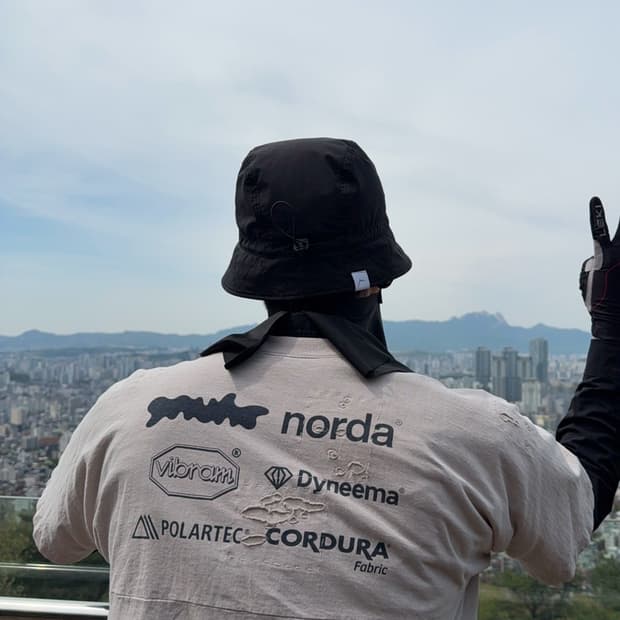 국내미발매 Gnuhr X Norda 콜라보 티셔츠