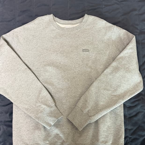 (M) 디스이즈네버댓 기모맨투맨(새상품급)