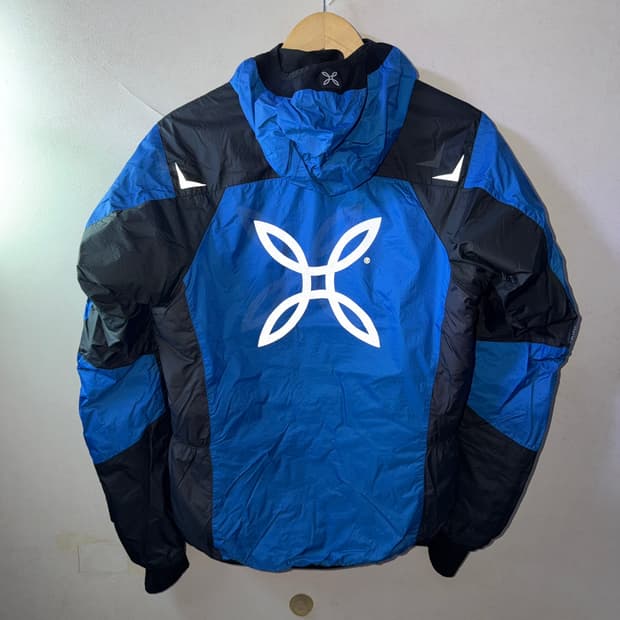 몬츄라 프리마로프트 네비스 점퍼 M (남성 95정도)