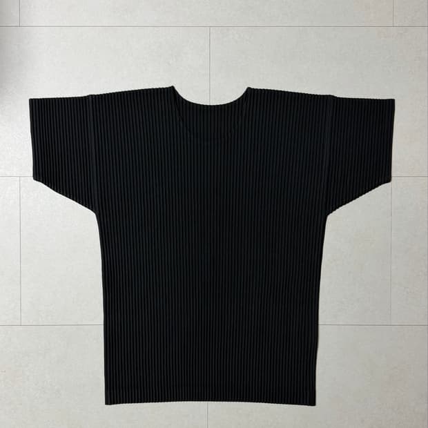 이세이 미야케 옴므 플리세 베이직 반팔 티셔츠 Size 4