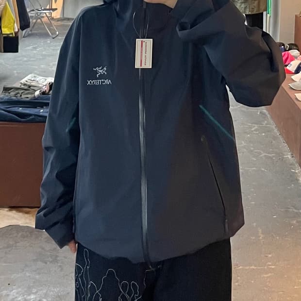 아크테릭스 베타 네이비 바람막이 자켓 H2096