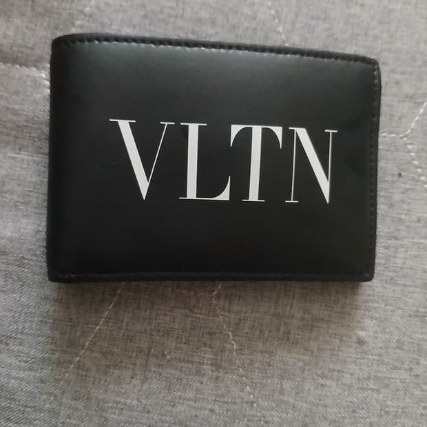 발렌티노 VLTN 지갑 보증서 풀박스