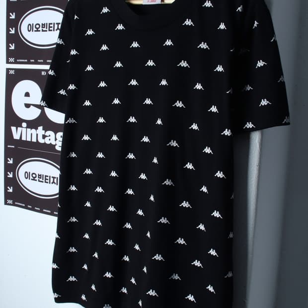 (XL-2XL) 카파 반팔 티셔츠 로고패턴 블랙 올드스쿨-H35081