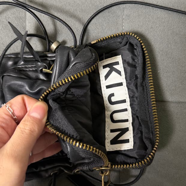 kijun 미니백 레더 블랙
